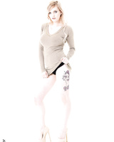 Leggy blonde female Carly Rae fingers herself after getting naked