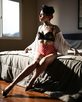 Scorching hot models Leigh Raven & Kayden Kross showing sexy bare big tits