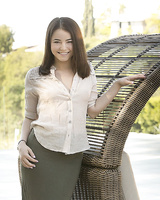 Attractive young Kylie Quinn strips at the park to bare her tight teen body