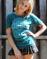 Pretty Mae Lynn suns round big tits & flashes nude pussy in outdoor closeup