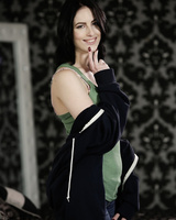 Dark haired teen girl Alex Harper disrobes for nude modelling gig