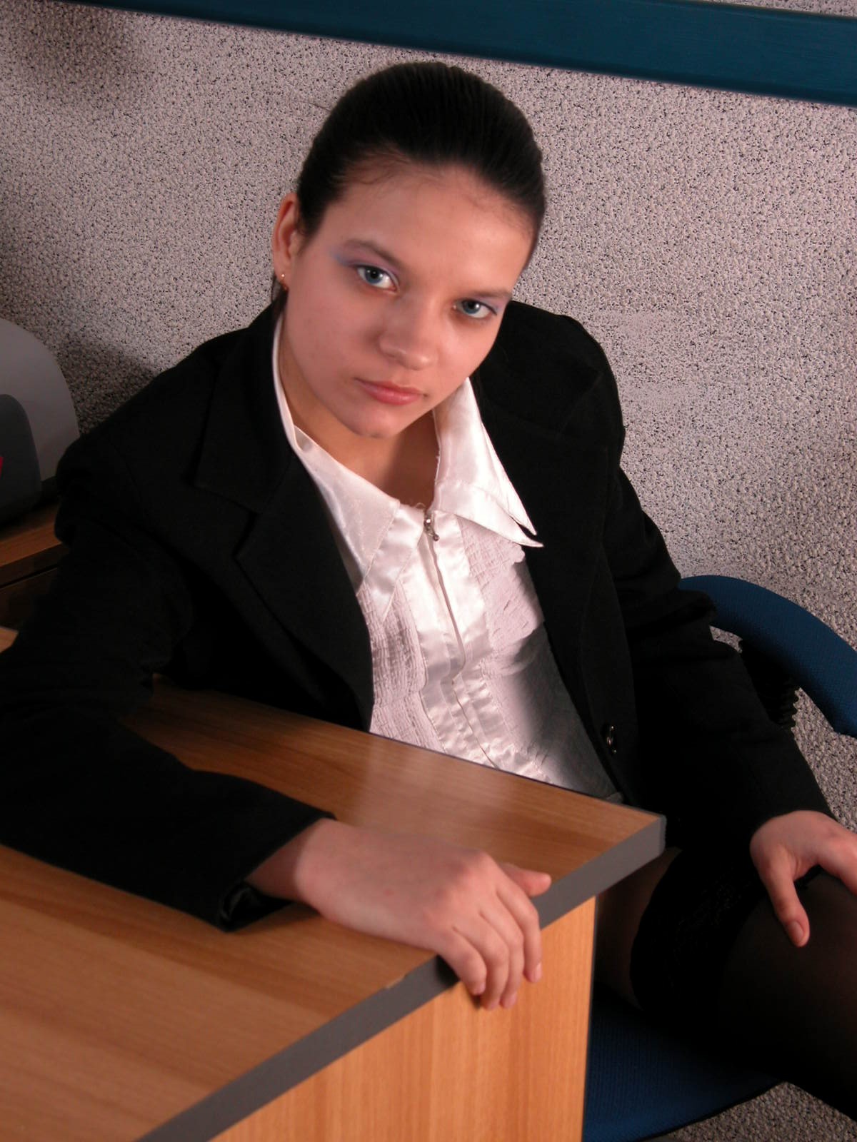 Hot babe undresses in the office