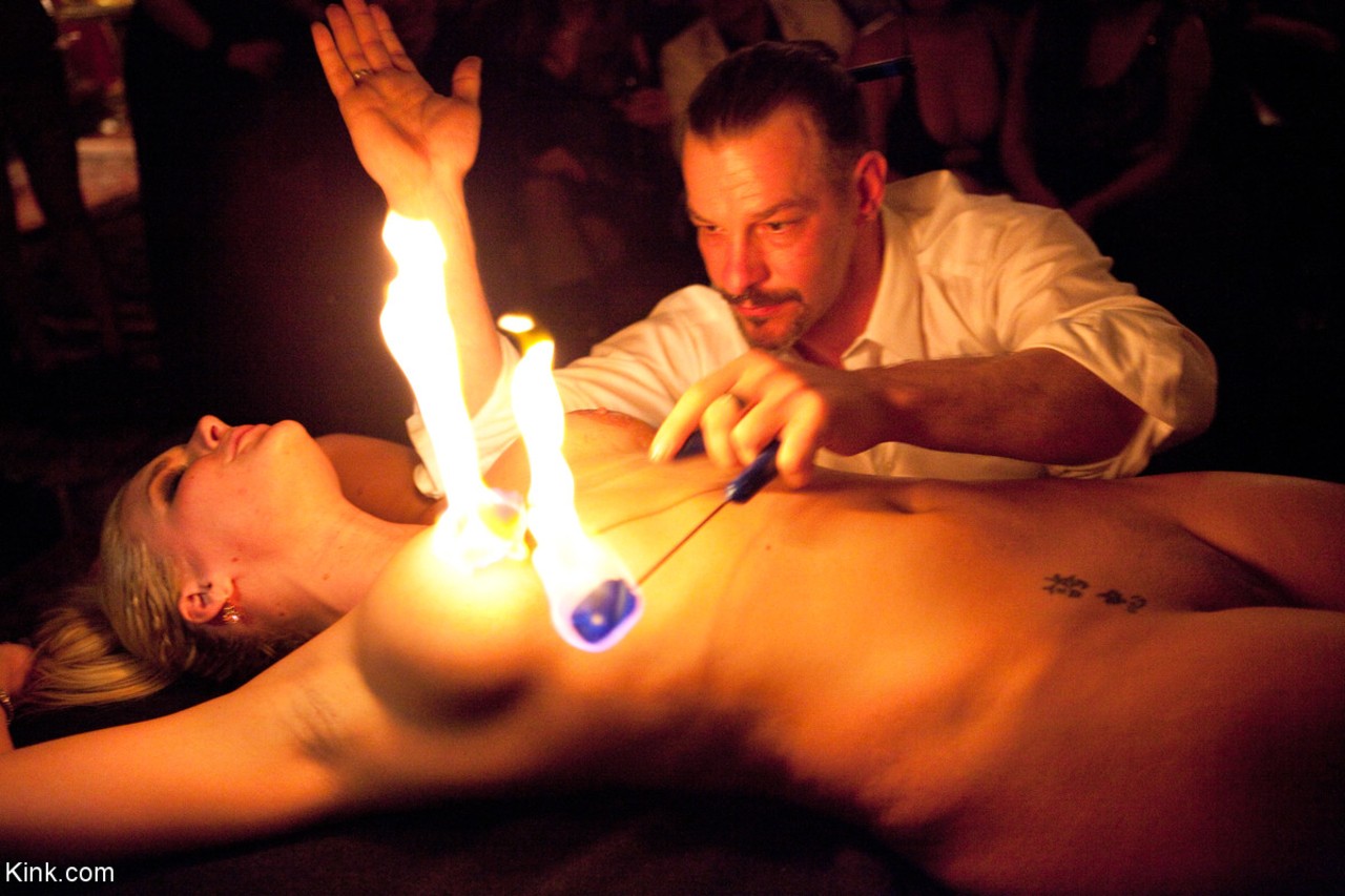 A night of drinking leads to an orgy along with erotic fire play