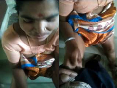 Today Exclusive-Desi Telugu Maid Give Handjob to House Owner