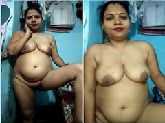 Naked Indian bitch enjoys posing and demonstrating her naked body to husband