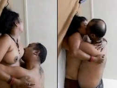 Desi uncle kissing the busty woman with lots of romance before some XXX things