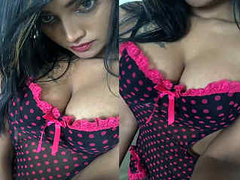 Phenomenal Desi starlet with an incredible cleavage wants to present some XXX